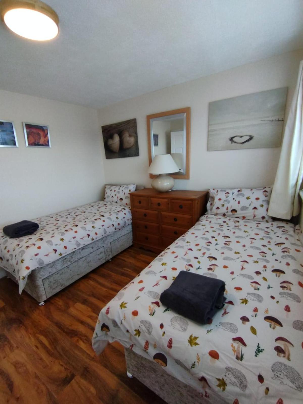 Edinburgh Villa 3 Bed Rooms House In Edinburgh - Private Parking エクステリア 写真